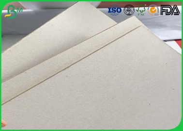 पैकेज बॉक्स के लिए अनोखे डबल पक्षीय नालीदार मध्यम पेपर ग्रे चिपबोर्ड पेपर