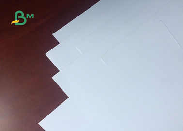 डेस्क कैलेंडर प्रिंटिंग के लिए जंबो रोल सी 2 एस आर्ट पेपर / चमकदार कार्डपेपर