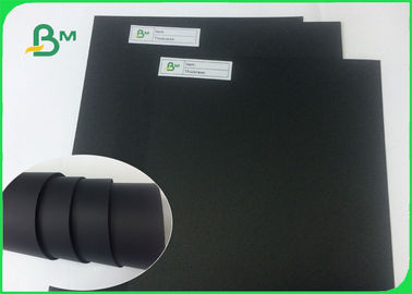 पैकेजिंग के लिए चमकदार ब्लैक पेपर / 1 मिमी ब्लैक कार्डबोर्ड पेपर शीट
