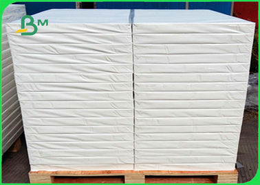 चौड़ाई अनुकूलित पनरोक आंसू प्रतिरोधी पत्थर कागज पैकिंग के लिए 120 - 240 ग्रा
