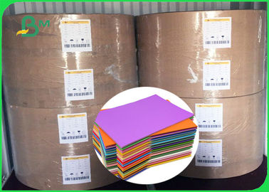 100% लकड़ी लुगदी चिकनी सतह 80gsm DIY के लिए हरे रंग का ऑफसेट कागज