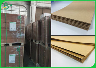 पैकिंग बॉक्स सामग्री के लिए 300 ग्राम 350 ग्राम एफएससी ब्राउन कलर कार्टन पेपर शीट