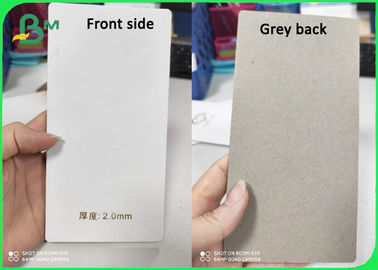 पैकेजिंग बॉक्स के लिए सफेद टुकड़े टुकड़े शीट बोर्डों ग्रे वापस 2.0 मिमी