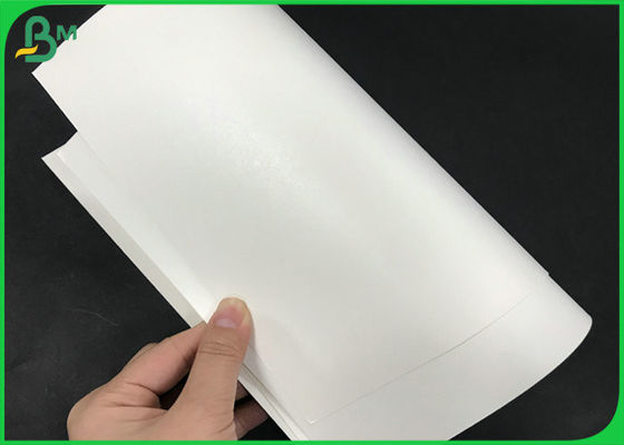 कॉफी पेपर कप के लिए मजबूत निविड़ अंधकार 245gsm सफेद क्राफ्ट + 15g पीई फिल्म लेपित कागज