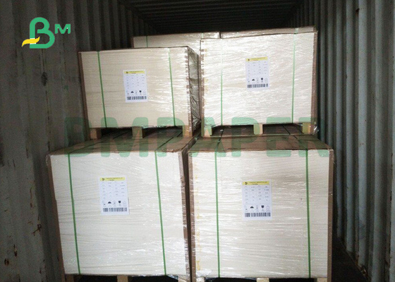 कंक प्रतिरोधी 300gr 310gr डबल पक्षीय लेपित चमकदार खेल कार्डबोर्ड 70x100 सेमी