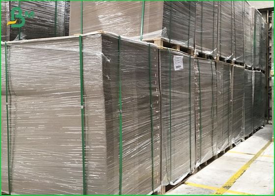 3 मिमी 4 मिमी मोटाईग्रे चिपबोर्ड शीट 1250gsm निविड़ अंधकार एफएससी स्वीकृत