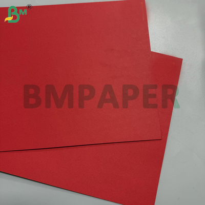120gsm - 400gsm उच्च-अंत पैकेजिंग के लिए डबल साइड्स शानदार लाल कार्डबोर्ड