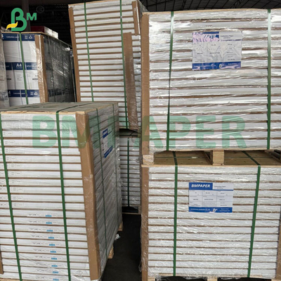 60gsm 70gsm 80gsm रसीद के लिए गुलाबी हरा कार्बनलेस पेपर 61 x 86cm