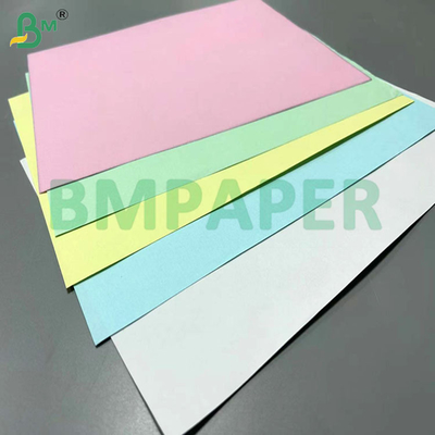 60gsm 70gsm 80gsm रसीद के लिए गुलाबी हरा कार्बनलेस पेपर 61 x 86cm