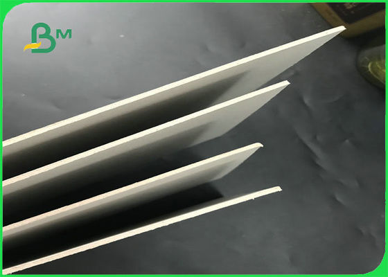 पैकेजिंग बॉक्स के लिए एफएससी के साथ 2.2 मिमी 2.25 मिमी 700 * 1000 मिमी ग्रे पेपर बोर्ड