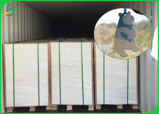 कार एयर फ्रेशनर के लिए 960 * 600 मिमी 1.4 मिमी 2.0 मिमी क्रीम सफेद शोषक कागज बोर्ड