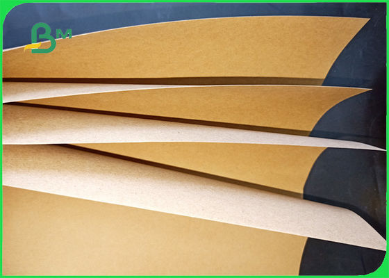 FSC पैकिंग के लिए 200 / 160gsm आंसू प्रतिरोधी क्राफ्ट पेपर स्वीकृत