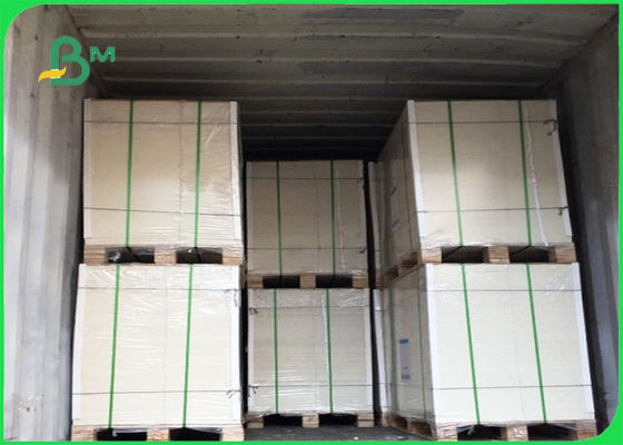 FSC और आईएसओ उच्च मोटाई आइवरी बोर्ड पेपर C1S व्हाइट कार्डबोर्ड 1.35MM 1.5MM नाम कार्ड बनाने के लिए