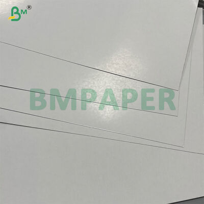 उच्च कठोरता 300gsm नीला कोर गेम कार्ड के लिए प्रिंट करने योग्य फ्लैश कार्ड स्टॉक