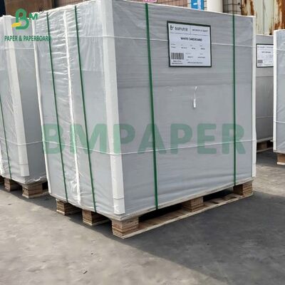 अच्छी मजबूती वाला काला कोर सफेद कार्डबोर्ड 0.3MM ताश के पत्ते बनाने के लिए