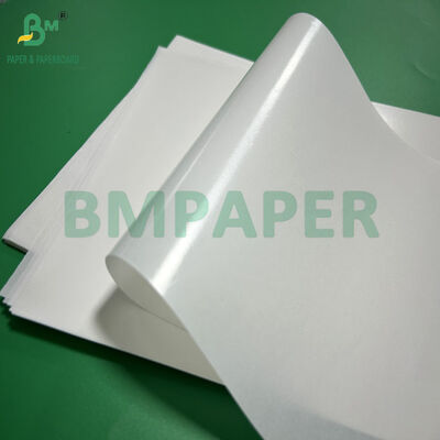 380मिमी 400मिमी 40gsm +10PE ब्लीच्ड व्हाइट एमजी क्राफ्ट पेपर रोल चीनी पैकेज के लिए